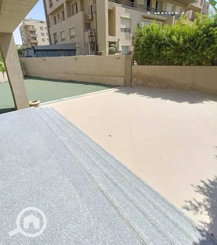 3 76364. jpg