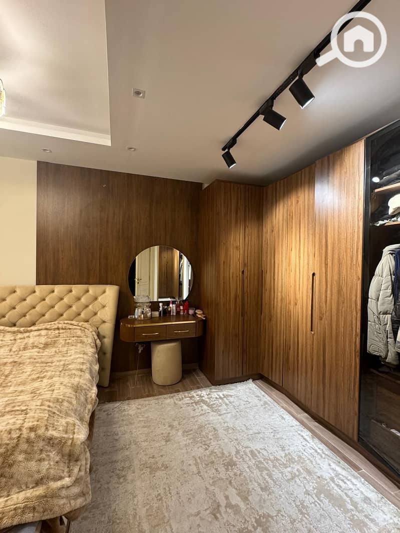 7 845094. jpg
