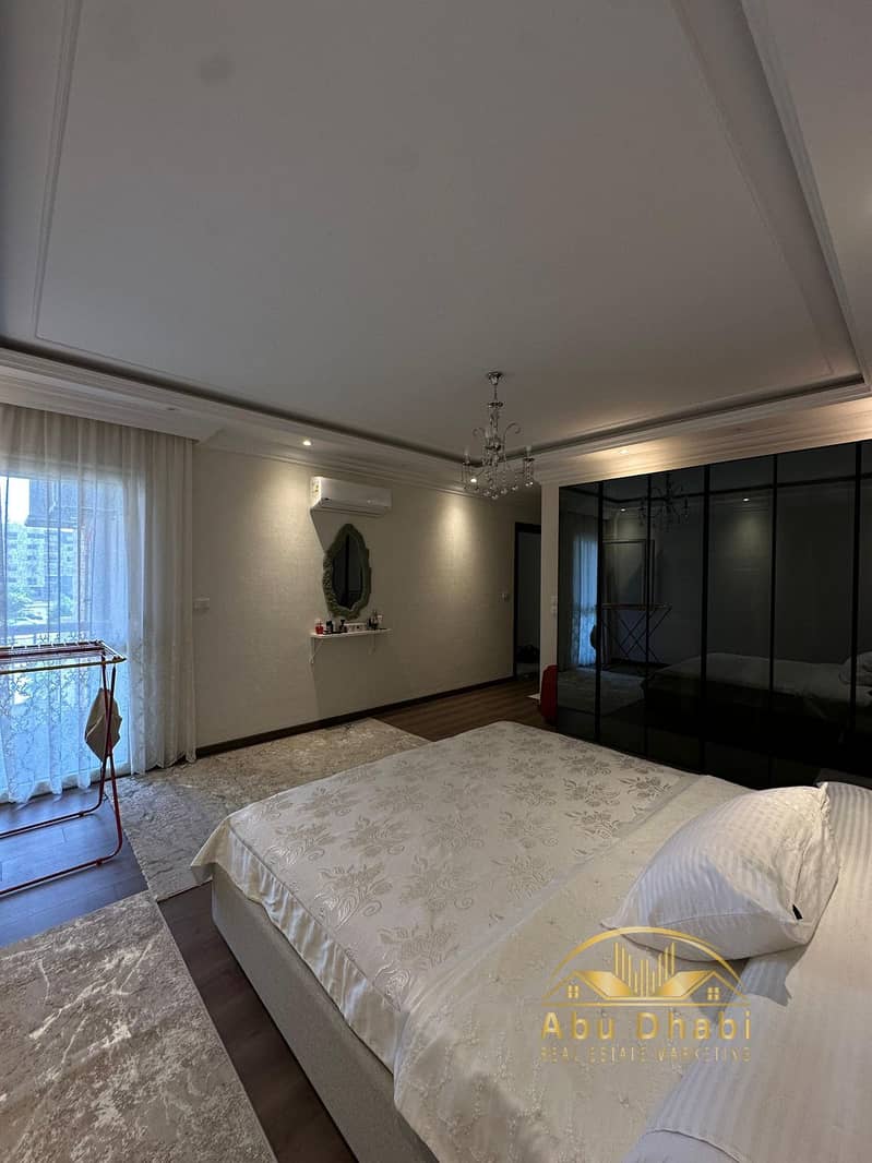 9 0da79139-40ac-4b09-9954-577162acf7ea. jpg