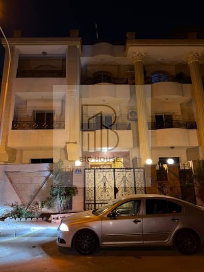 3 Bedroom Apartment for Sale in Obour City, Cairo - 93212517-7db6-437c-89eb-478ea948b747. jpg 3 Bedroom Apartment for Sale in Obour City, Cairo - 93212517-7db6-437c-89eb-478ea948b747. jpg