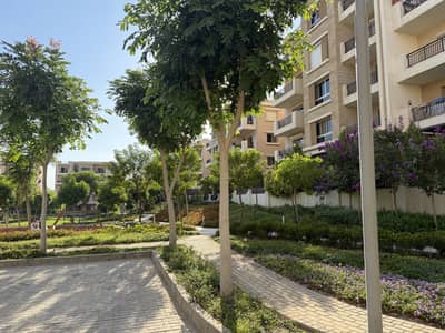 2 Bedroom Flat for Sale in New Cairo, Cairo - من المالك مباشرة - في أحلى زون في تاج سيتي كلها