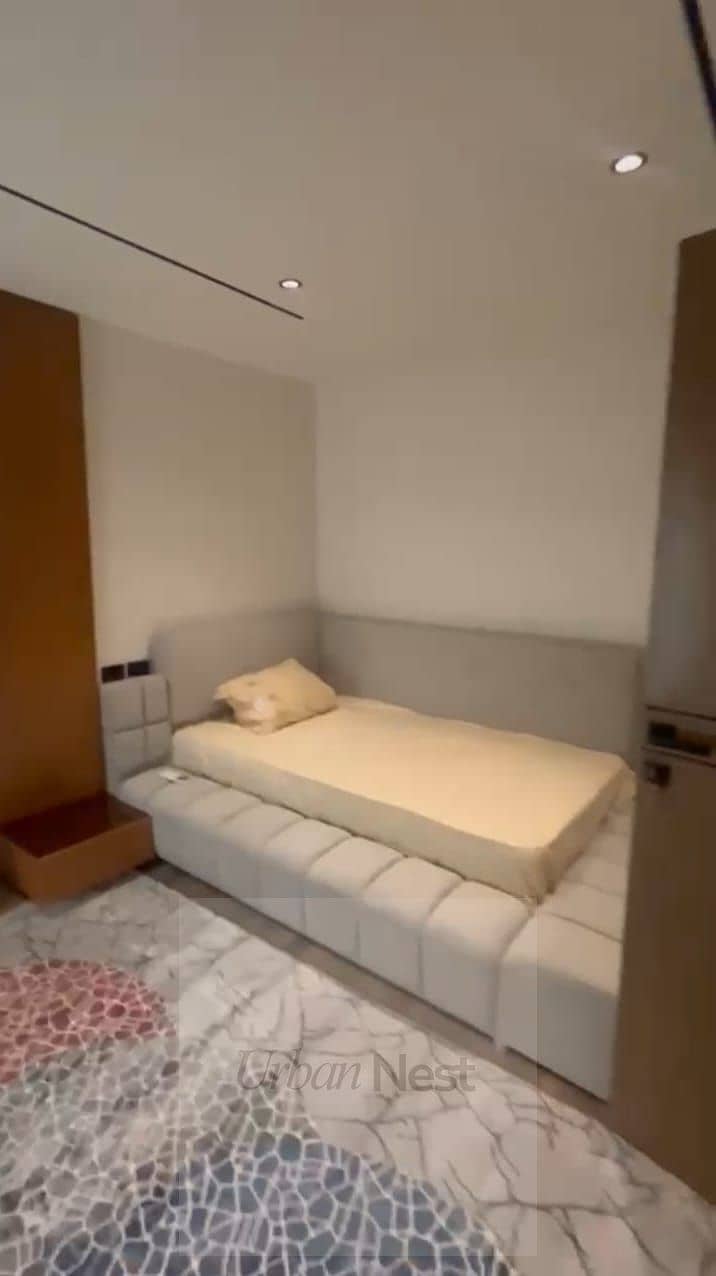 13 f225d010-e251-4bed-9c52-23d0d830dd80. jpg
