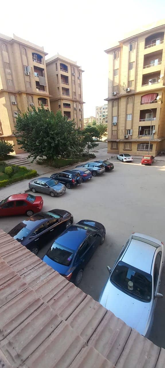1000417873. jpg 1000417873. jpg
