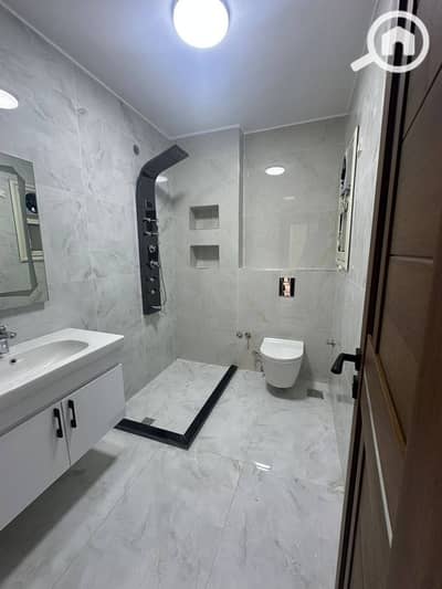 3 Bedroom Apartment for Sale in Sheikh Zayed, Giza - 735909121_1016016401322554_796682507233088528_n. jpg
