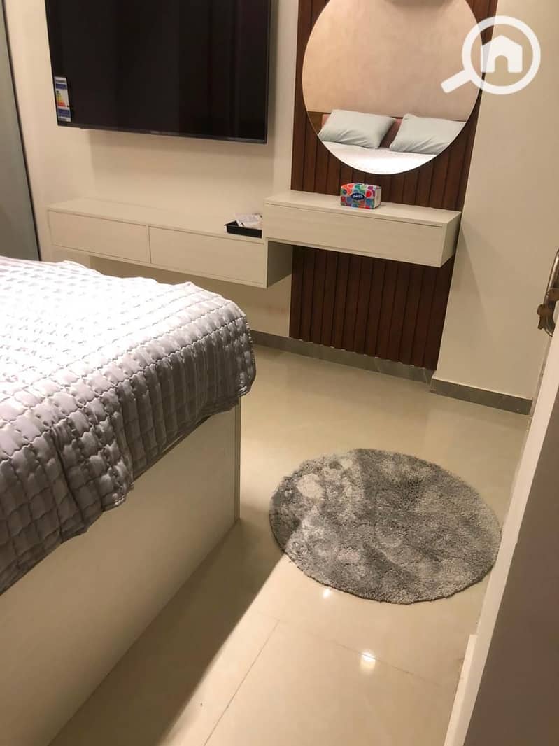 4 3cc44bed-ca8c-492d-ae2b-e028a4ed8fdc. jpg