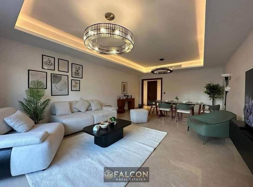 8 696782657_1600680755111905_5598304091065771056_n. jpg
