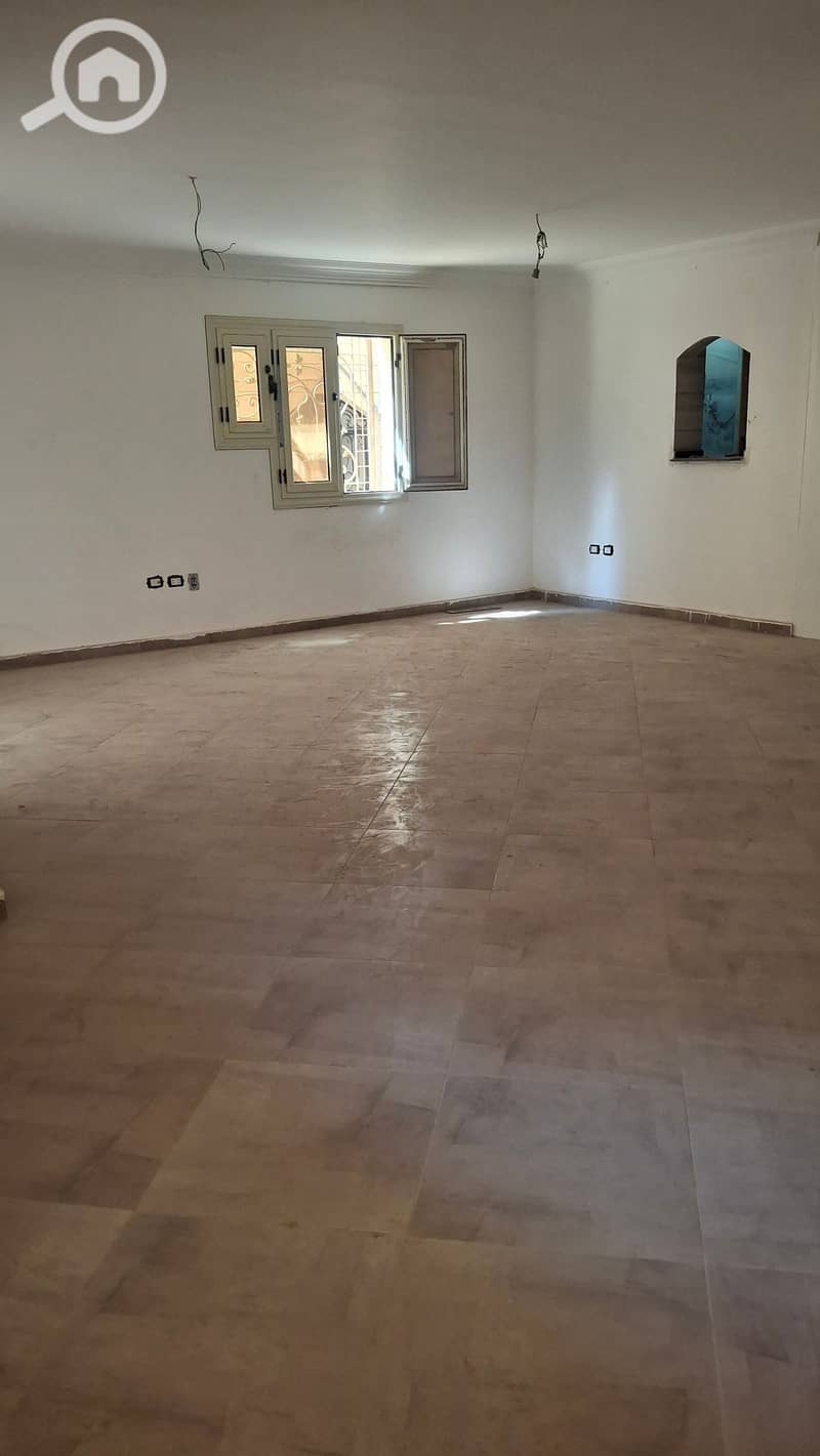 8176. jpg 8176. jpg