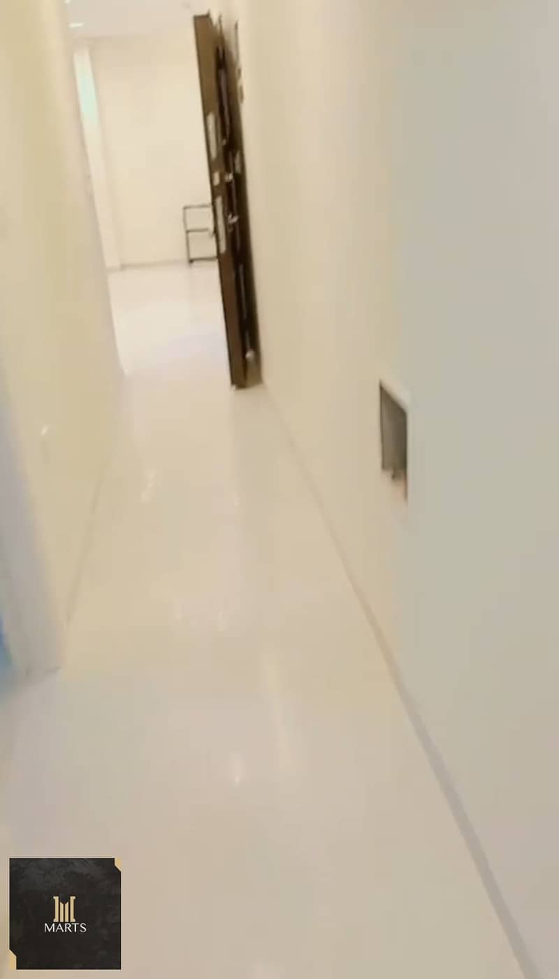 10 1000284151. jpg