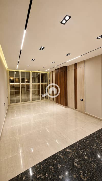 2 Bedroom Flat for Sale in Hadayek al-Ahram, Giza - WhatsApp Image 2026-08-09 at 12.13. 44 PM. jpeg 2 Bedroom Flat for Sale in Hadayek al-Ahram, Giza - WhatsApp Image 2026-08-09 at 12.13. 44 PM. jpeg