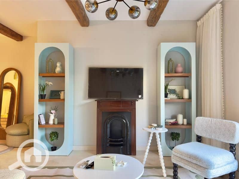 4 4c7f3424-7fc7-4407-8aac-f50532978a1e. jpg