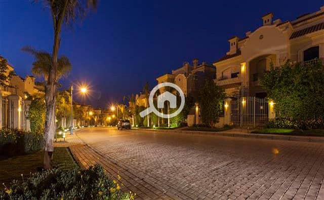 8 كمبوند-الباتيو-5-ايست-الشروق7557678678. jpg