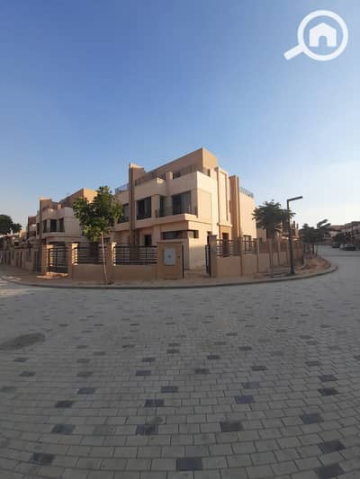 توين هاوس 4 غرف نوم للبيع في الشيخ زايد، الجيزة - 175f3c72-c754-41b5-b19f-f76604158ab4. jpg توين هاوس 4 غرف نوم للبيع في الشيخ زايد، الجيزة - 175f3c72-c754-41b5-b19f-f76604158ab4. jpg
