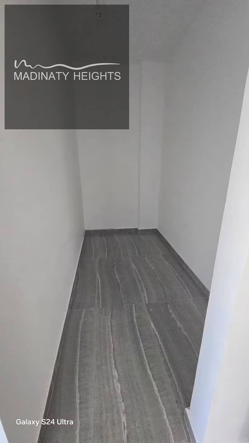 10 1001126467. jpg