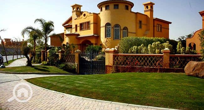 2 Golden Palm Palm Hills 2. jpg