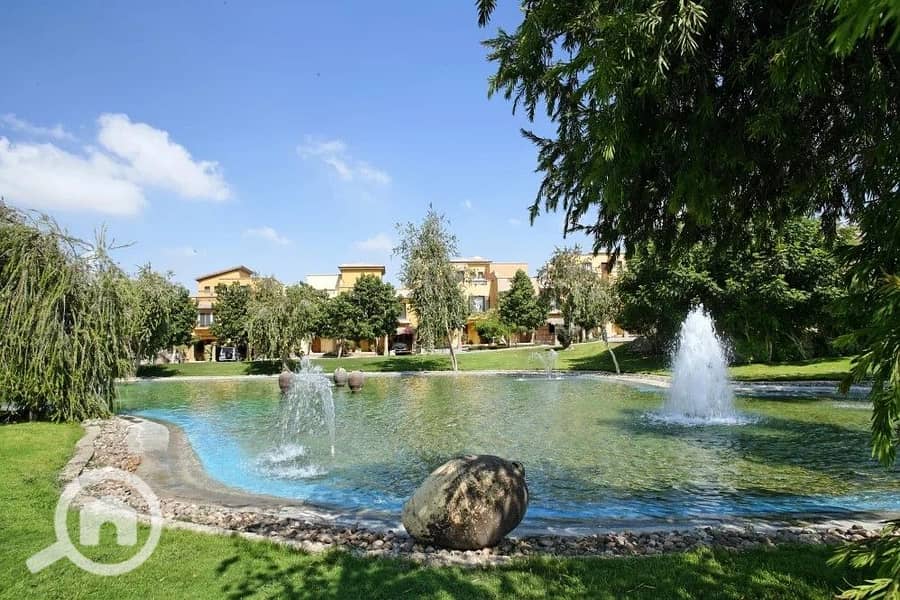 7 Golden Palm Palm Hills 2. jpg