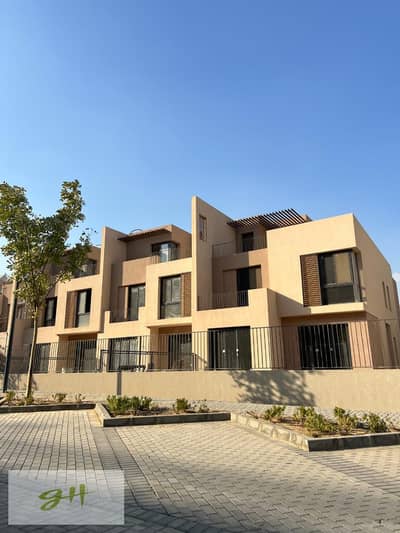 3 Bedroom Townhouse for Sale in New Heliopolis, Cairo - b05e8205-ebd4-4376-9662-efb11b11425c. jpg 3 Bedroom Townhouse for Sale in New Heliopolis, Cairo - b05e8205-ebd4-4376-9662-efb11b11425c. jpg