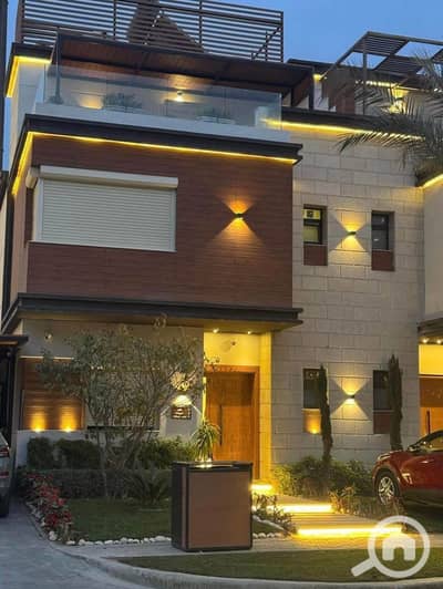3 Bedroom Villa for Sale in New Cairo, Cairo - b5b5046a-610e-4b43-803d-2a51def4fa4c. jpg 3 Bedroom Villa for Sale in New Cairo, Cairo - b5b5046a-610e-4b43-803d-2a51def4fa4c. jpg