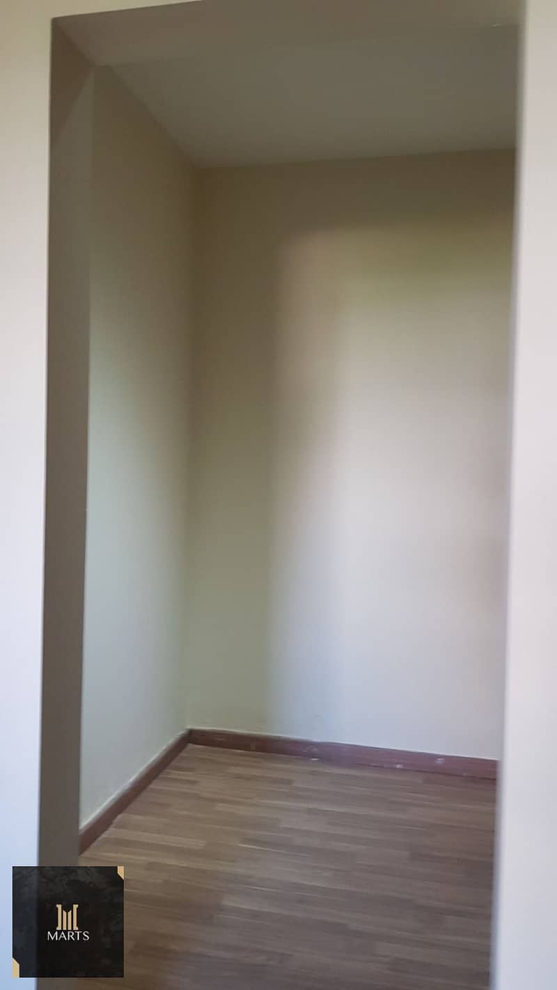 7 1000284156. jpg