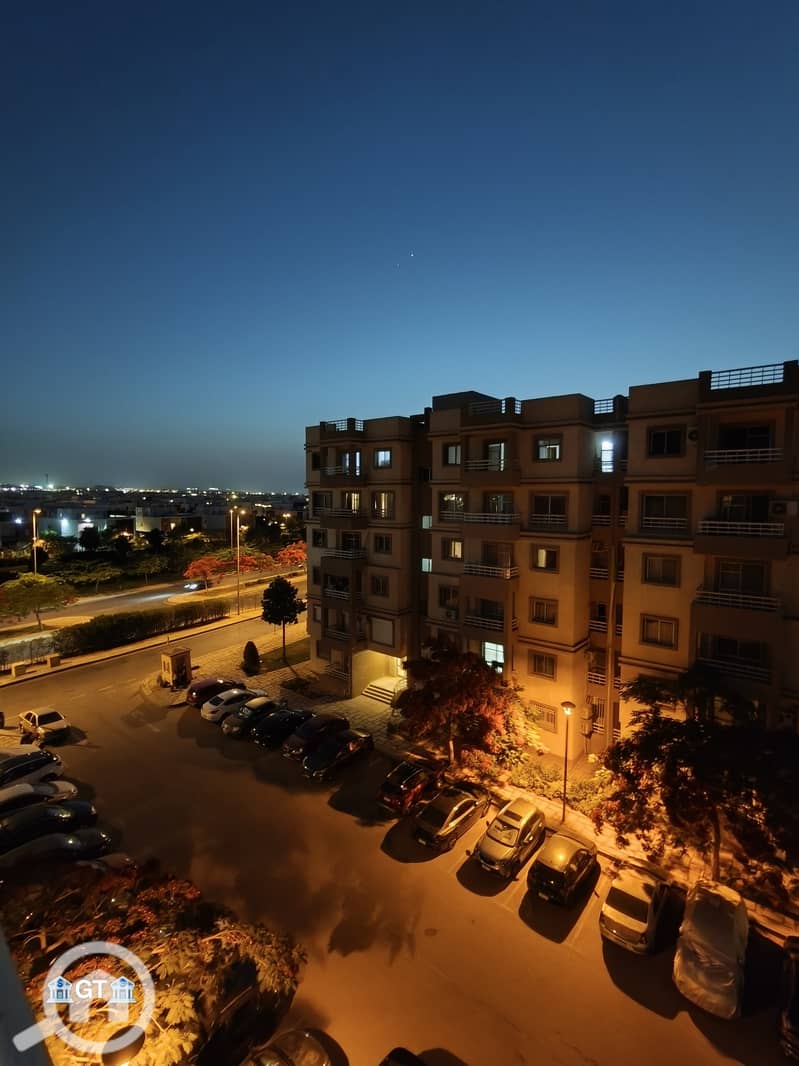 8 1000417106. jpg