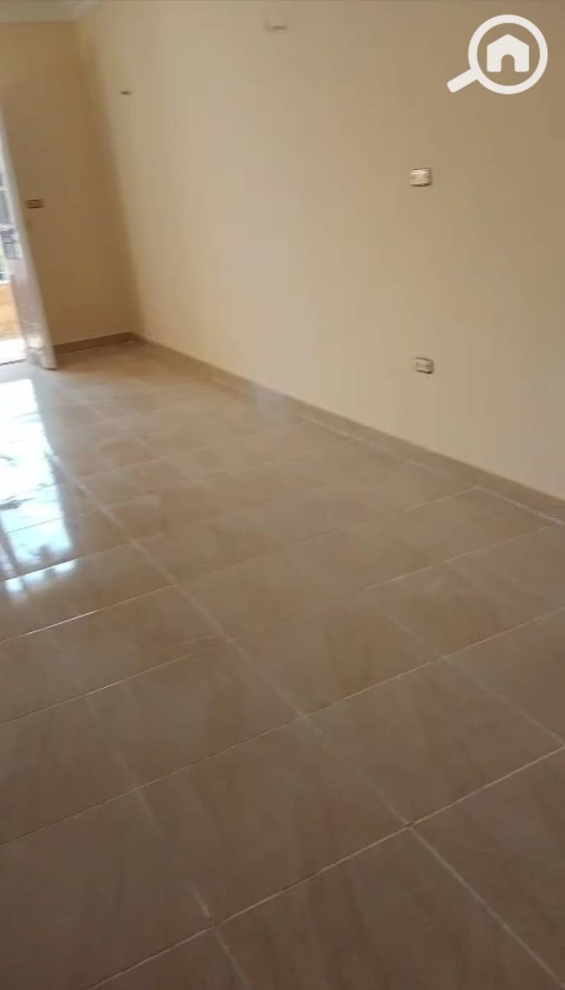 9 1000379118. jpg