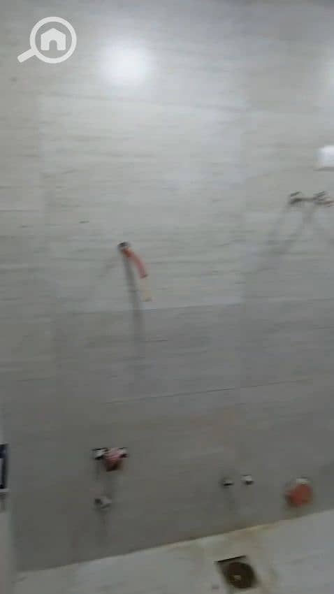 10 1001064585. jpg