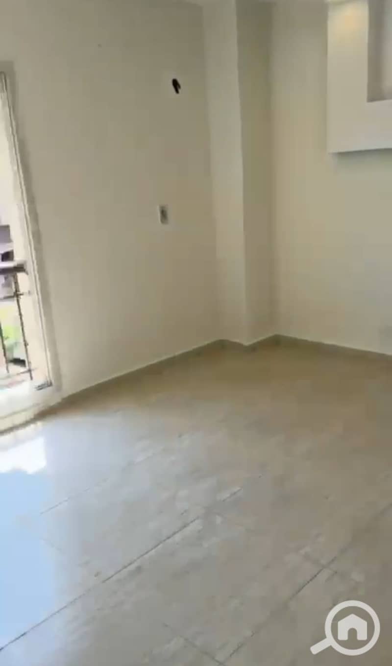 5 1000465778. jpg