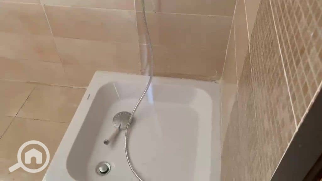 10 WhatsApp Video 2026-04-18 at 2.46. 10 PM_000077. jpg