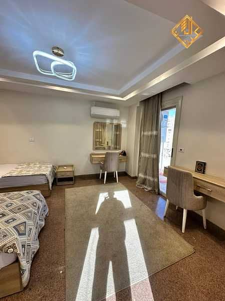 10 7oha78GlgaehY4pJ08t5CeyVq7g9sPQUrBOOlFCs. jpg