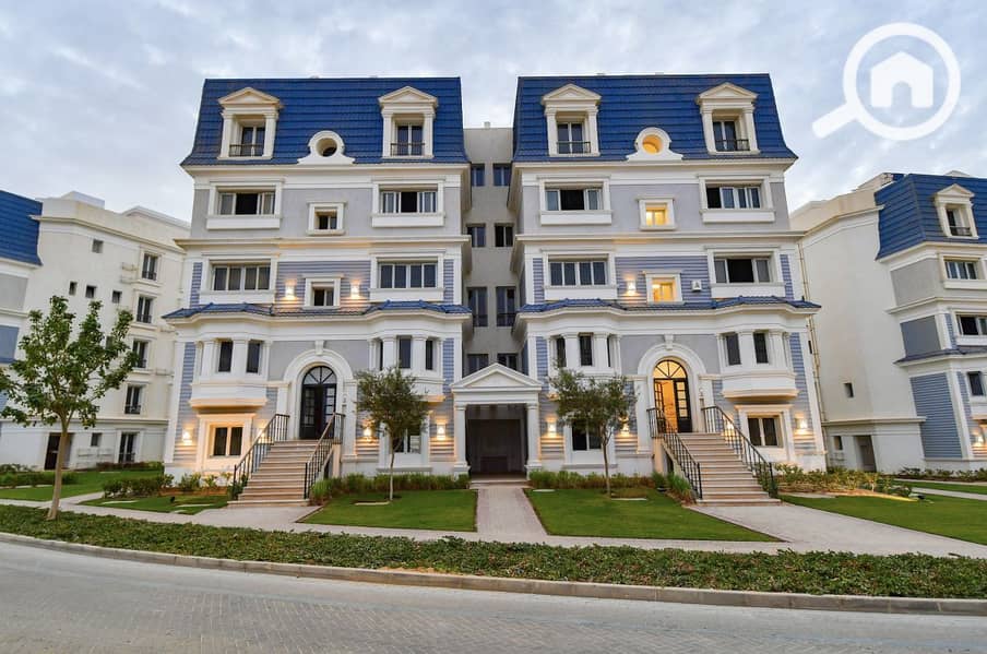 3 Apartments For sale in Mountain View Hyde Park compound. jpg