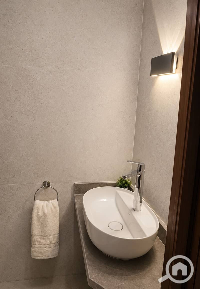 9 1000701874. jpg