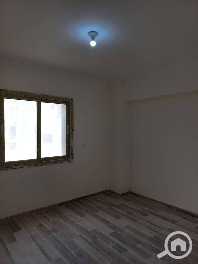 5 1000702002. jpg
