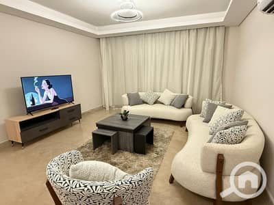 شقة 3 غرف نوم للايجار في الشيخ زايد، الجيزة - IMG-20260810-WA0044. jpg
