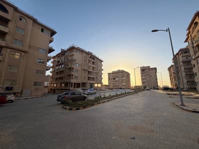 فلیٹ 3 غرف نوم للبيع في القاهرة الجديدة، القاهرة - شقة للبيع في كمبوند الزهور حي الاندلس - بجوار الجامعة الامريكية - فلیٹ 3 غرف نوم للبيع في القاهرة الجديدة، القاهرة - شقة للبيع في كمبوند الزهور حي الاندلس - بجوار الجامعة الامريكية -