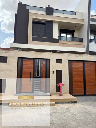 8 Bedroom Villa for Sale in Mostakbal City, Cairo - FB_IMG_1786386018465. jpg 8 Bedroom Villa for Sale in Mostakbal City, Cairo - FB_IMG_1786386018465. jpg