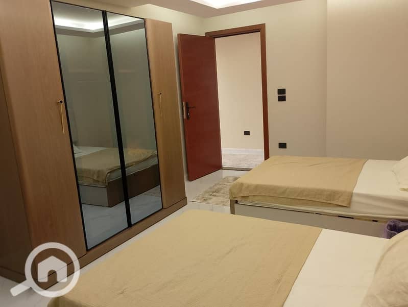 7 1000243989. jpg