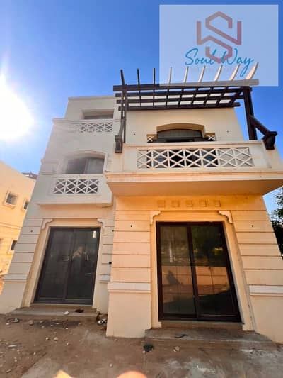 3 Bedroom Villa for Sale in New Cairo, Cairo - 0324c8b9-a4e7-4058-ae94-f3f01ab08dc6. jpg 3 Bedroom Villa for Sale in New Cairo, Cairo - 0324c8b9-a4e7-4058-ae94-f3f01ab08dc6. jpg