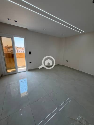 4 Bedroom Flat for Sale in 6th of October, Giza - 1000519805. jpg