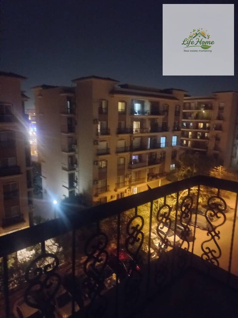 13 d4debbad-71ae-40a0-b154-afcba4d3a0c3. jpg