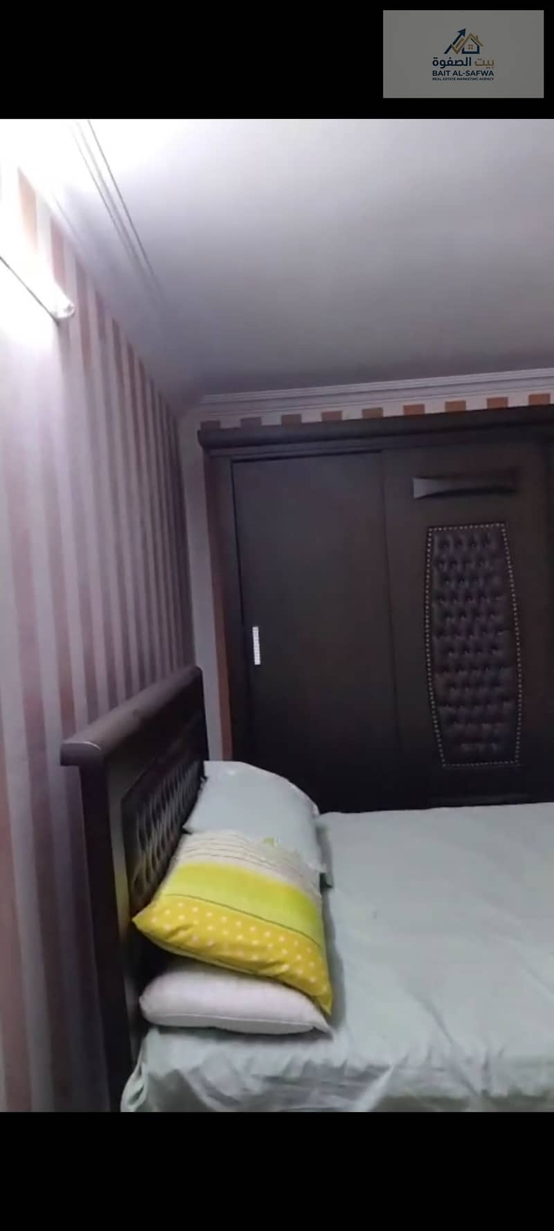8 122404. jpg