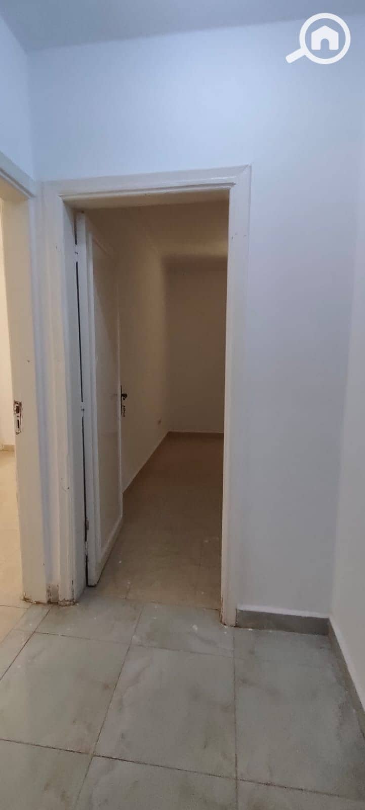4 de9f6de4-7e9c-418e-8972-c1f88b3cb248. jpg