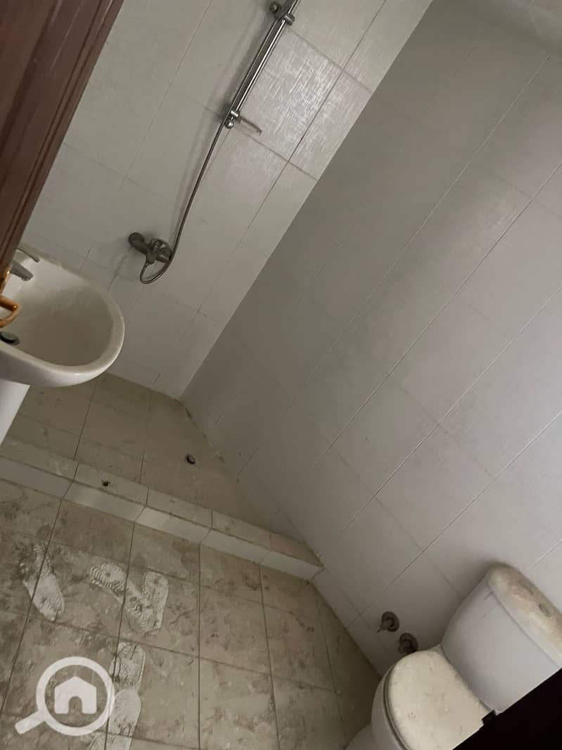 10 1000396805. jpg