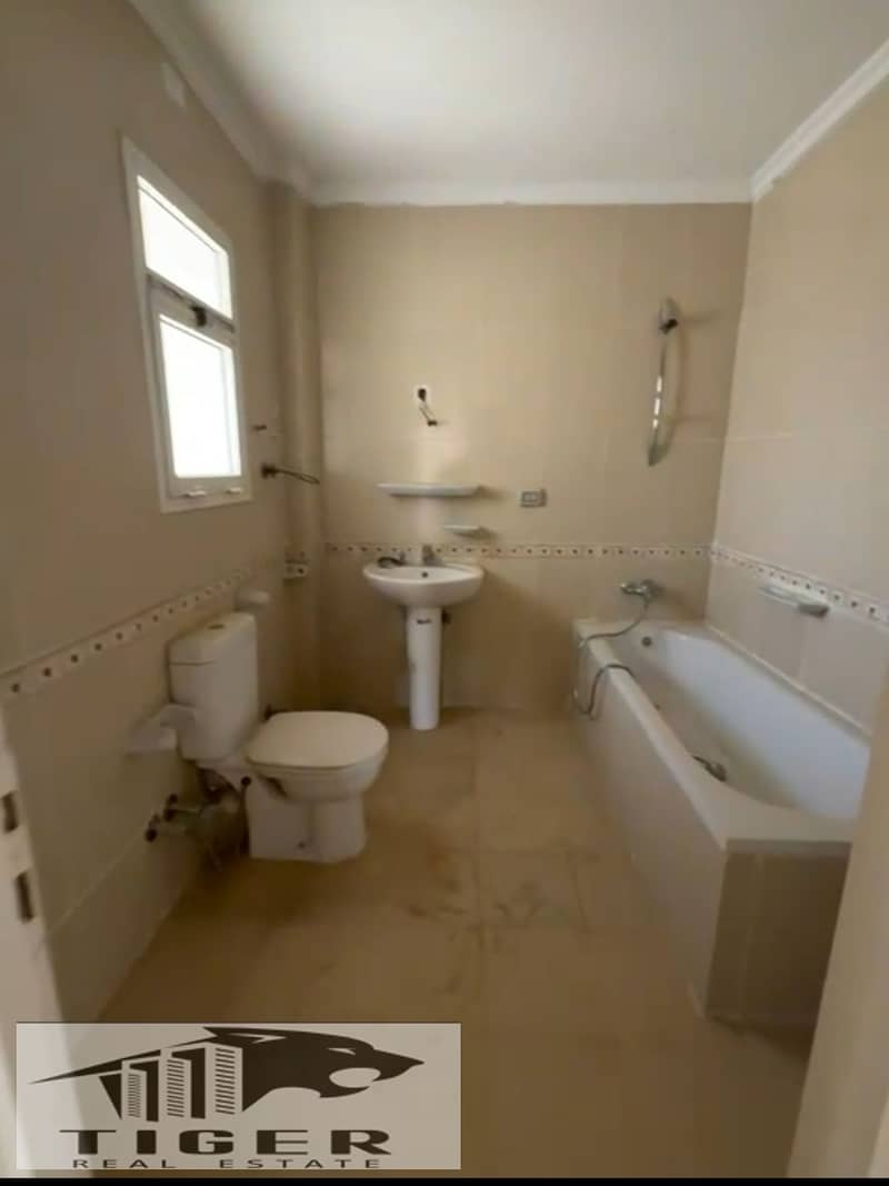 20 1000986676. jpg