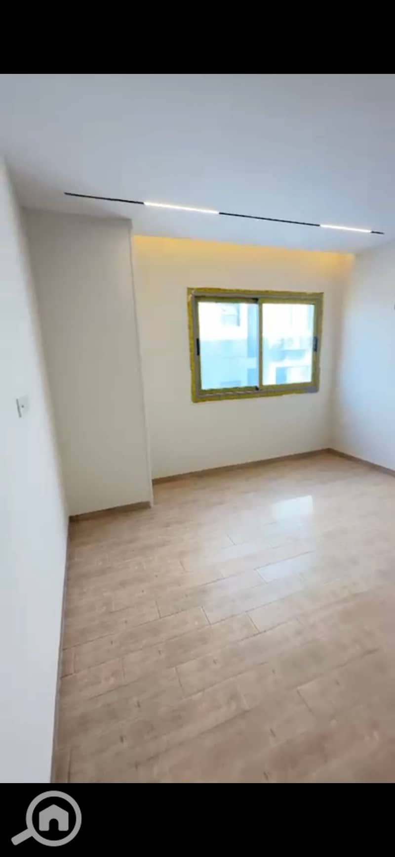 6 19105. jpg