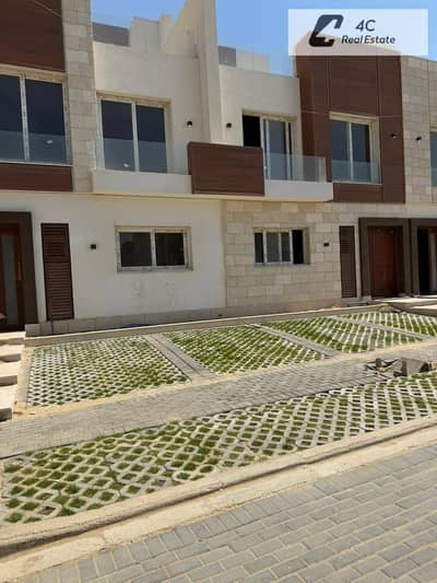4 Bedroom Townhouse for Sale in New Cairo, Cairo - WhatsApp Image 2026-08-11 at 6.57. 32 AM. jpeg 4 Bedroom Townhouse for Sale in New Cairo, Cairo - WhatsApp Image 2026-08-11 at 6.57. 32 AM. jpeg