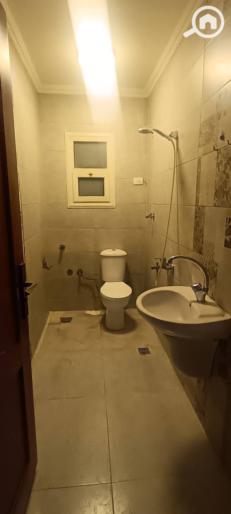 4 1000563178. jpg