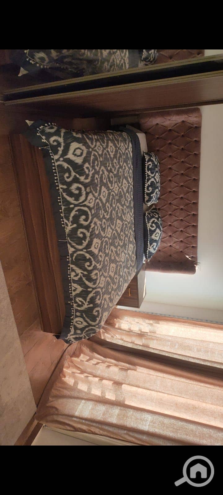 8 1000265084. jpg