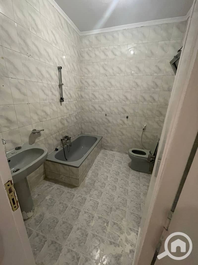 16 286799. jpg