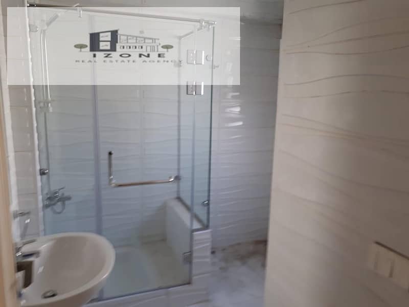 12 8bb71a7a-203c-4502-853d-19cc2256ff1e. jpeg