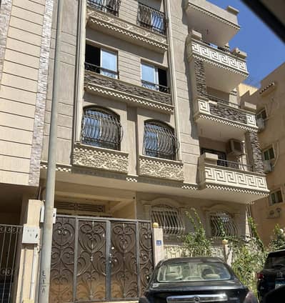 3 Bedroom Flat for Sale in New Cairo, Cairo - شقة ٢١٠م تشطيب سوبر لوكس 3 Bedroom Flat for Sale in New Cairo, Cairo - شقة ٢١٠م تشطيب سوبر لوكس
