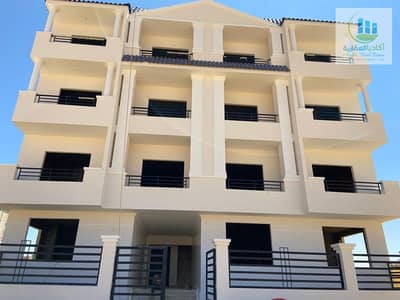 3 Bedroom Flat for Sale in New Cairo, Cairo - 23311. jpg